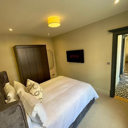 Macbeths Corner High End Luxury Apartment In Centre With Parking Stratford-upon-Avon Eksteriør billede