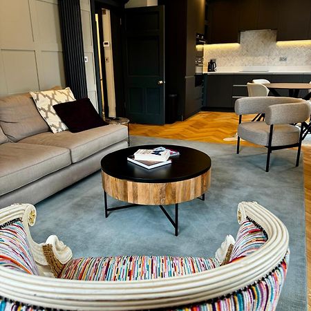 Macbeths Corner High End Luxury Apartment In Centre With Parking Stratford-upon-Avon Eksteriør billede